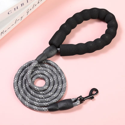 Pet reflective leash