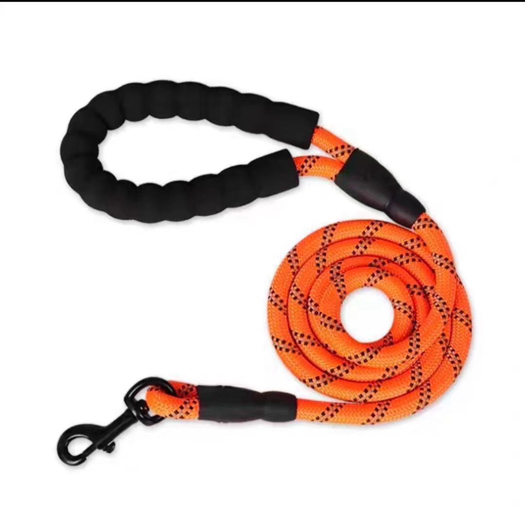 Pet reflective leash